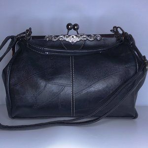 *SOLD* Black Kiss Lock Shoulder or Crossbody Bag – No Brand